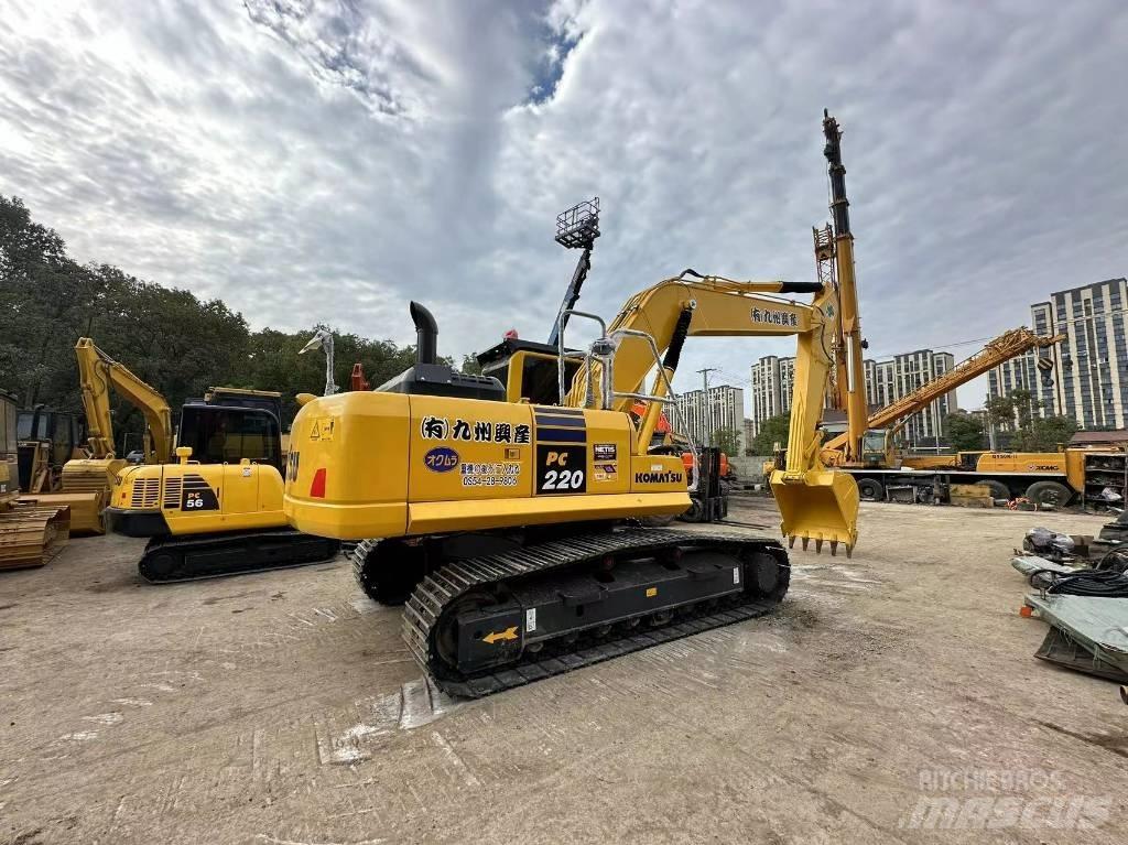 Komatsu pc220 Beltegraver
