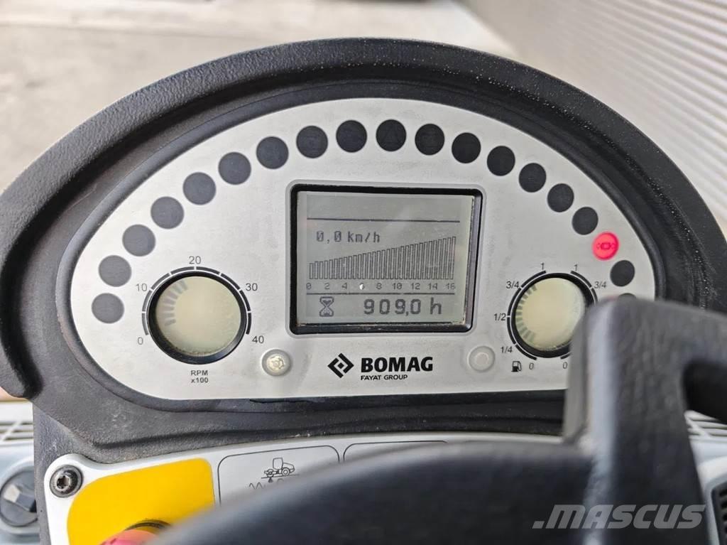 Bomag BW 177 D-5 Gummihjulsvalser