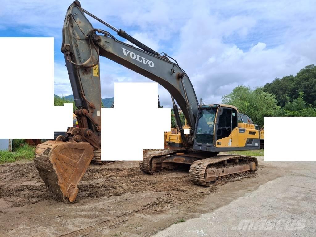 Volvo EC 300 D L Beltegraver