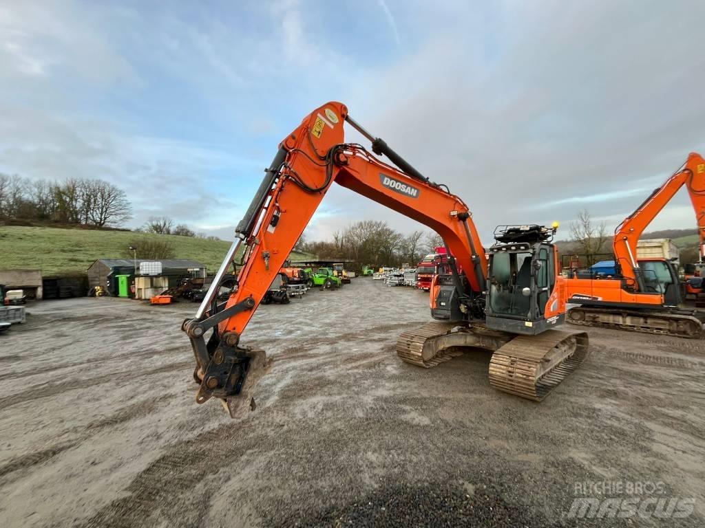 Doosan DX 235 Beltegraver