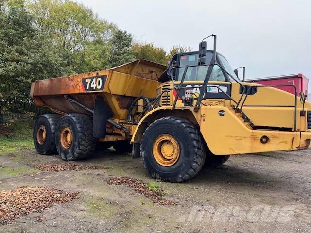 CAT 740 Rammestyrte Dumpere