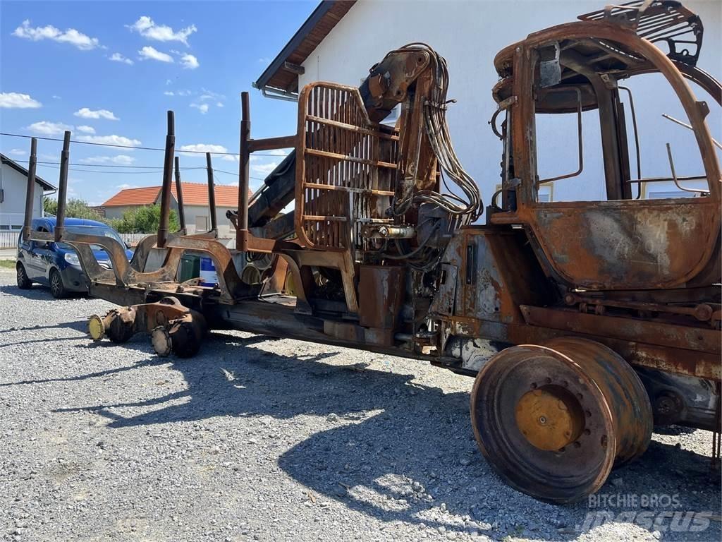 John Deere 1110E Lassbærere