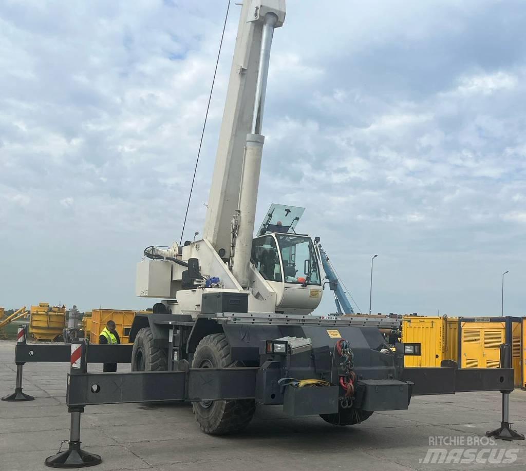Terex A 600 Røff terreng kraner