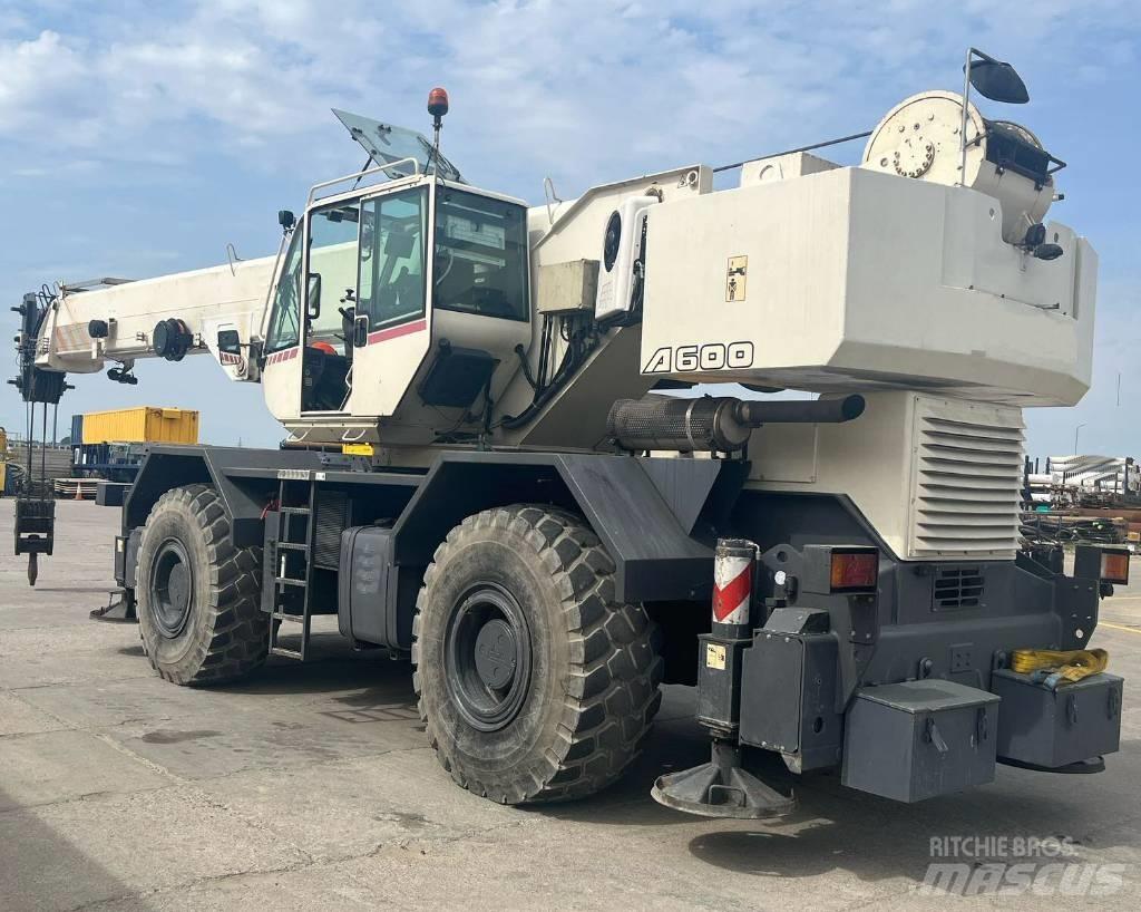 Terex A 600 Røff terreng kraner
