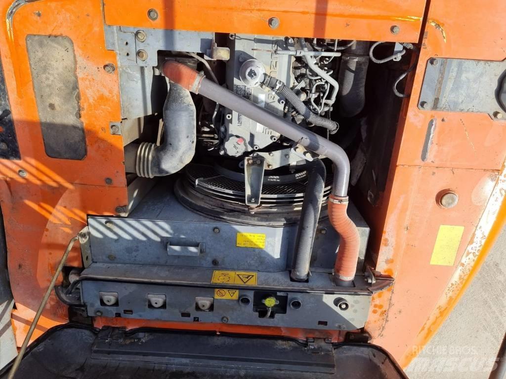 Hitachi ZX 210 LC-3 Beltegraver