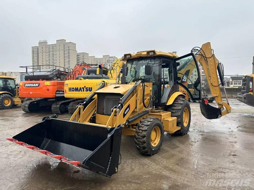 CAT 420 F Traktorgravere