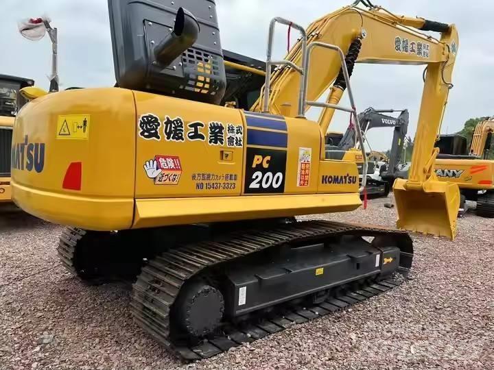 Komatsu PC 200 Beltegraver
