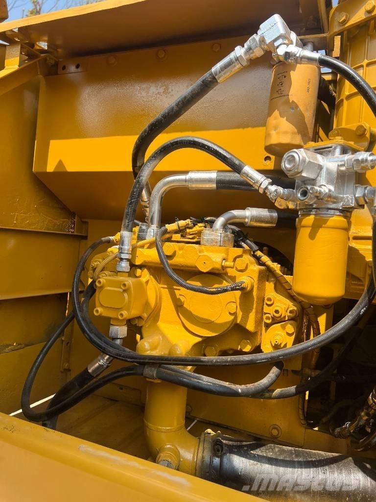 CAT 320C Beltegraver