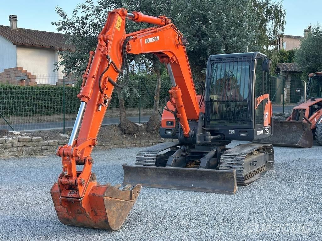 Doosan SOLAR 75V Midigravere 7 - 12t