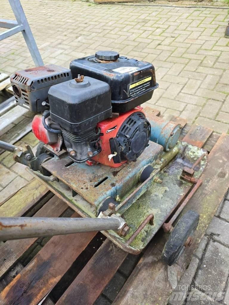  Errut 2 ton Vibroplater