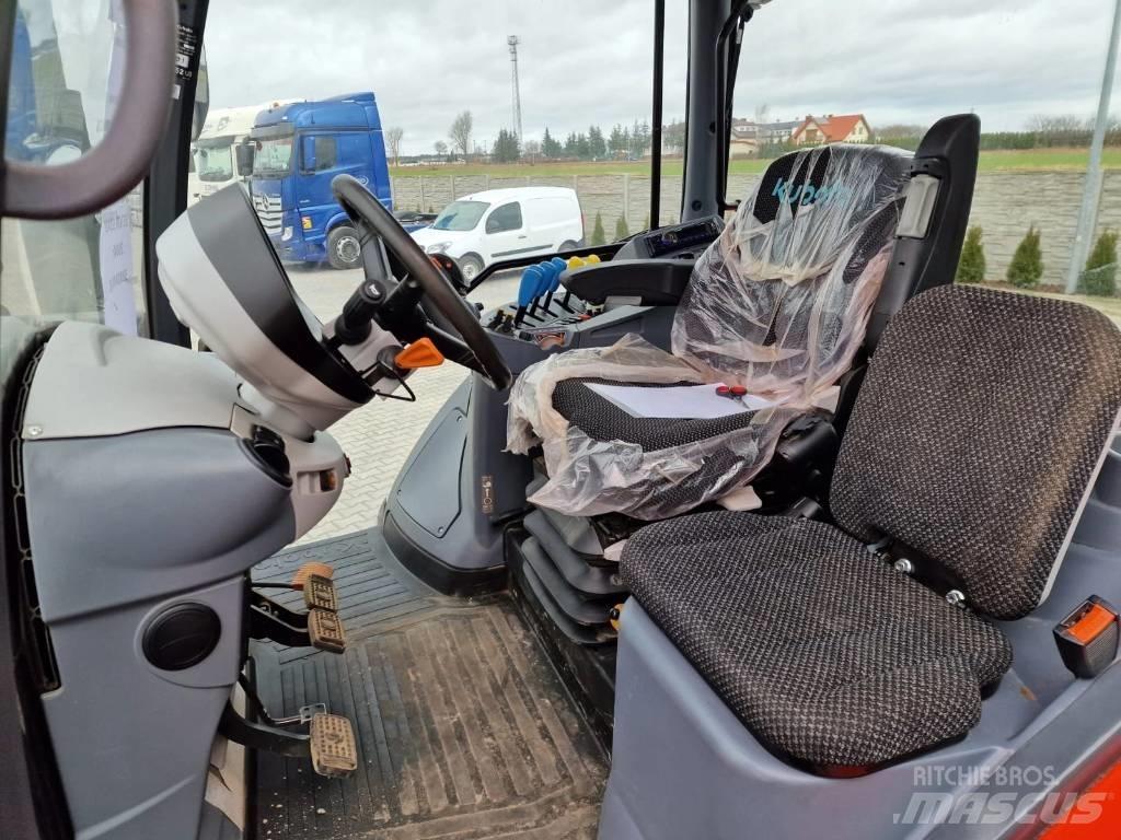 Kubota M 7133 Traktorer