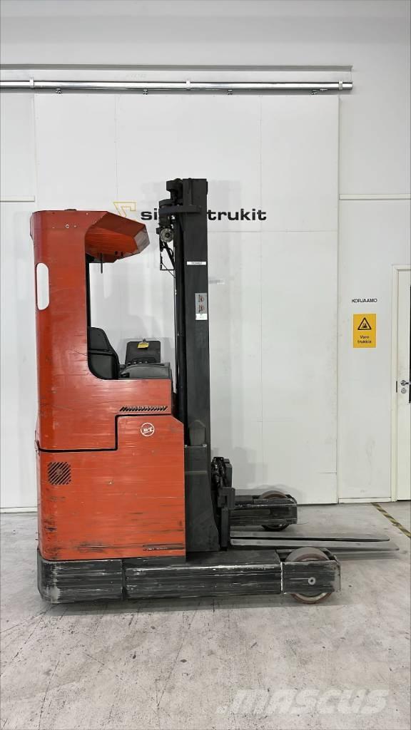 BT RR E 180 Skyvemasttruck