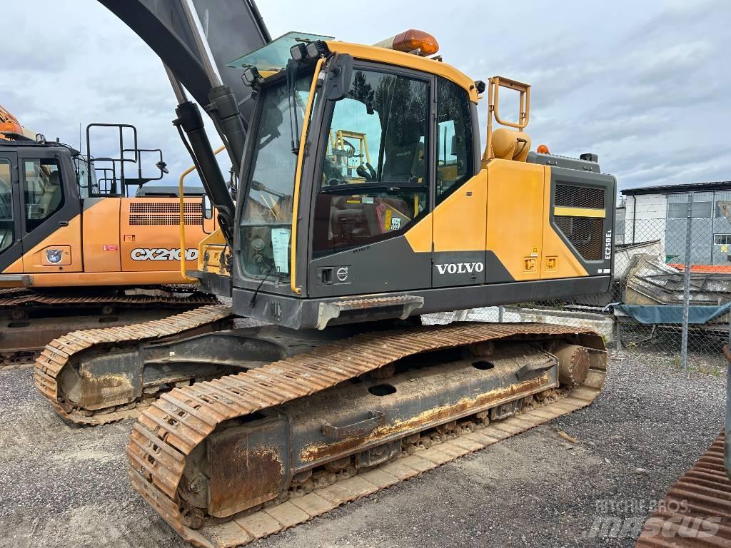 Volvo EC 250 EL Beltegraver