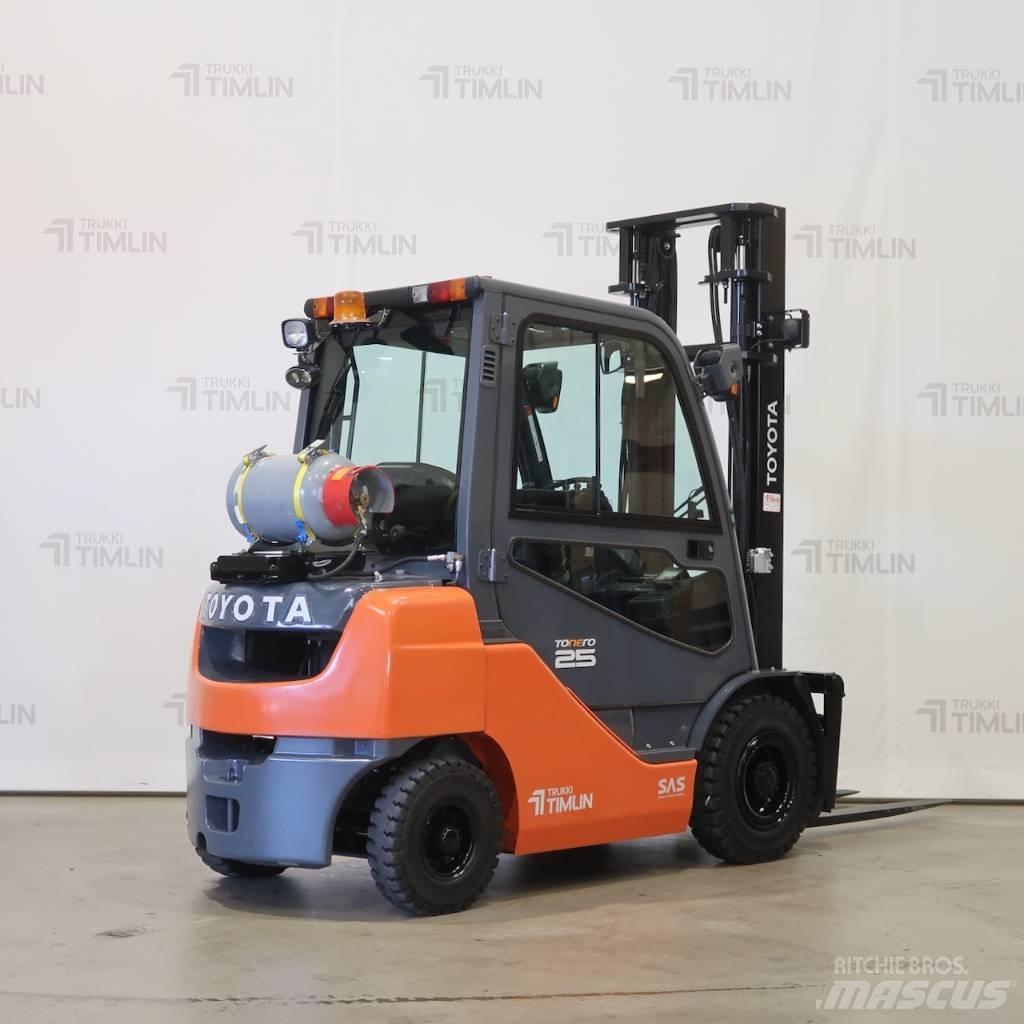 Toyota 02-8FGF25 Propan trucker