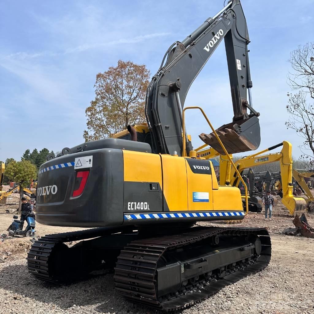Volvo EC 140 DL Beltegraver