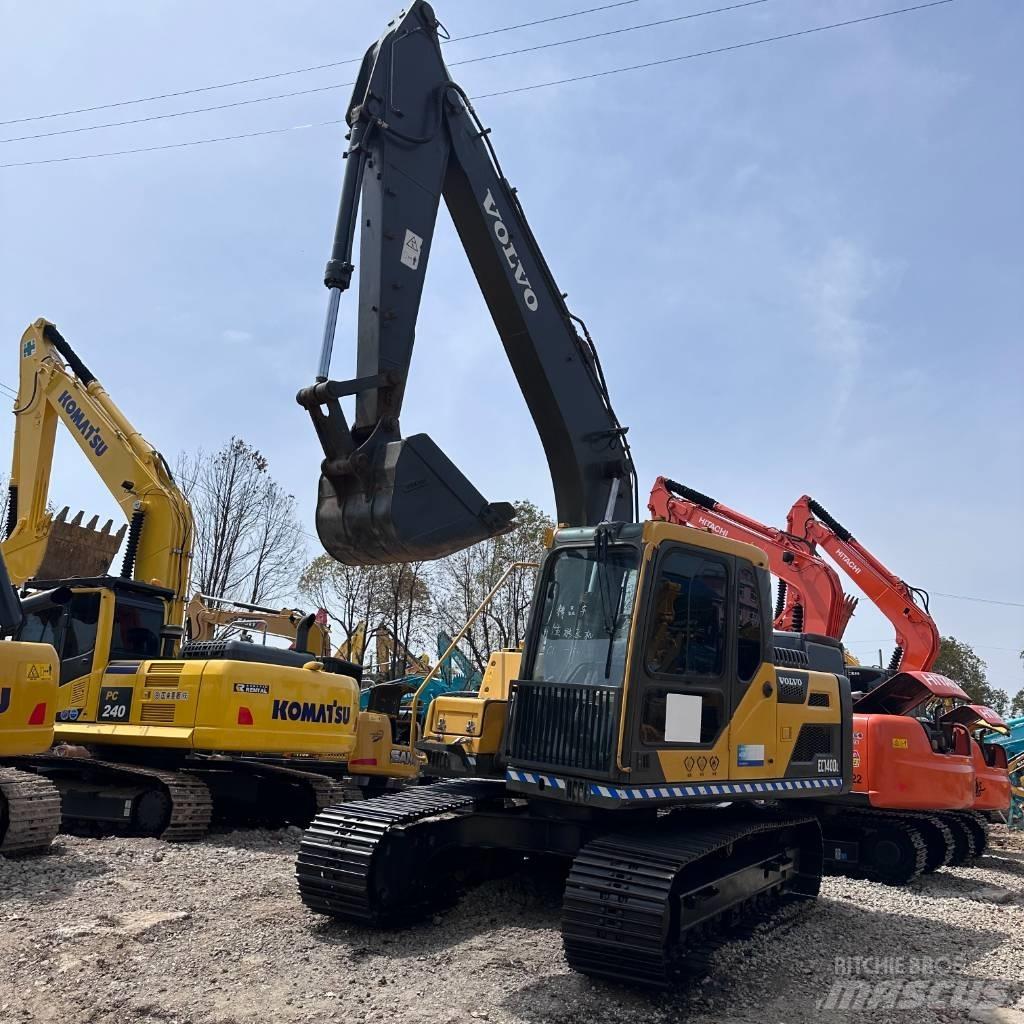 Volvo EC 140 DL Beltegraver