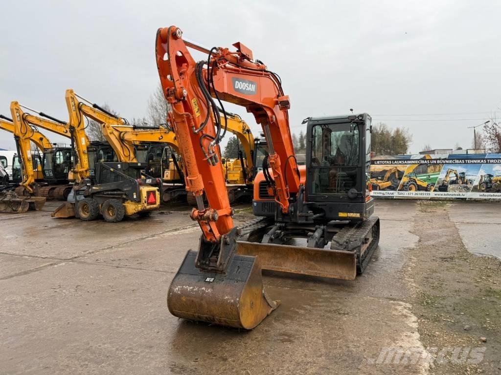 Doosan DX 85 R Midigravere 7 - 12t