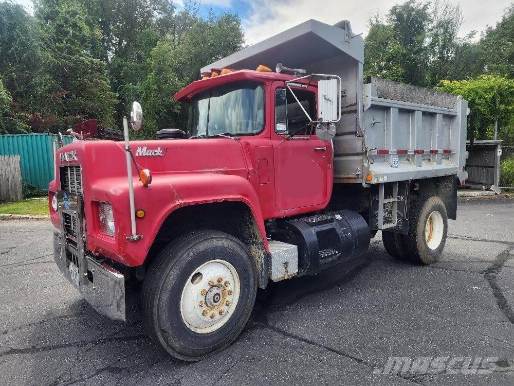 Mack RMODEL Tippbil