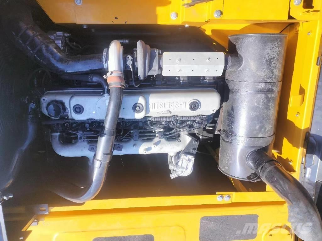 Sany SY215C Beltegraver