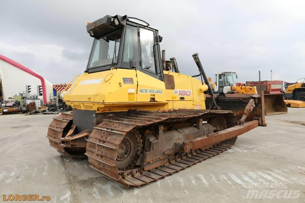 New Holland D 180 Dozere Beltegående