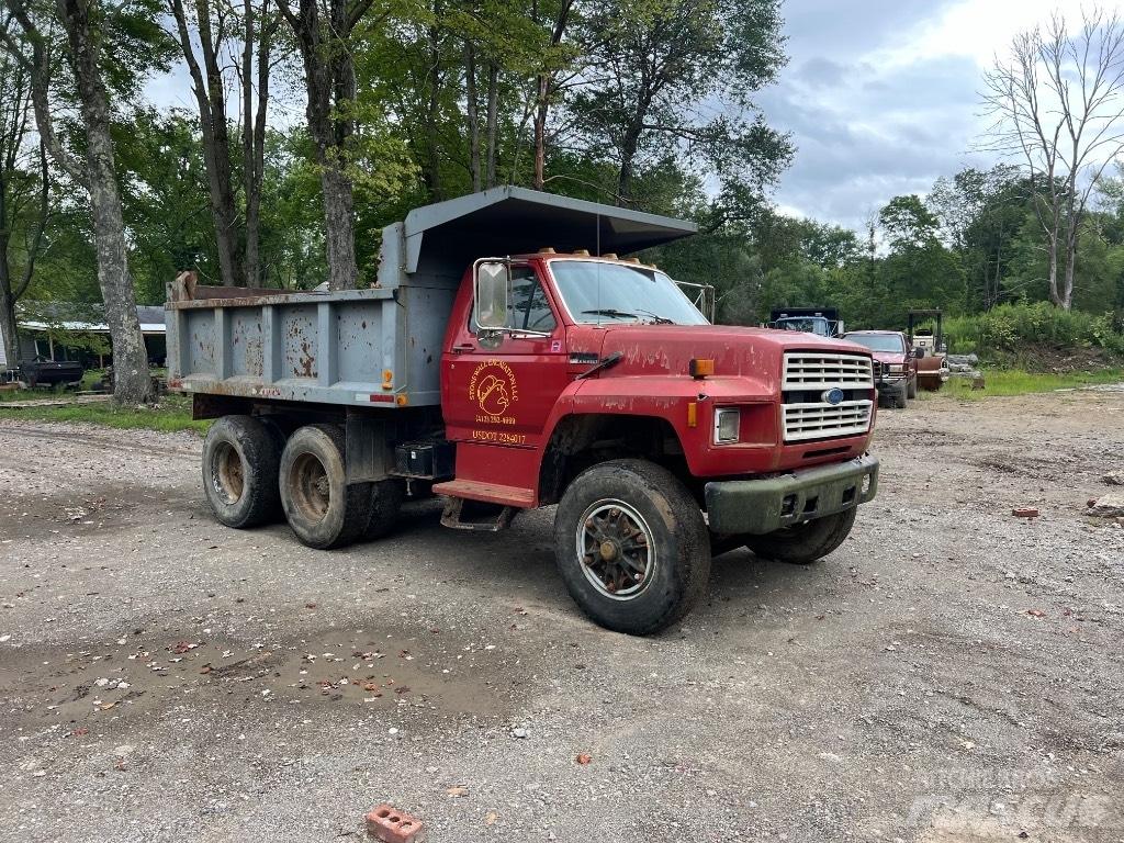 Ford F900 Tippbil