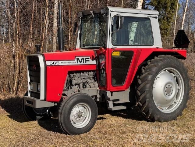 Massey Ferguson 565 Traktorer