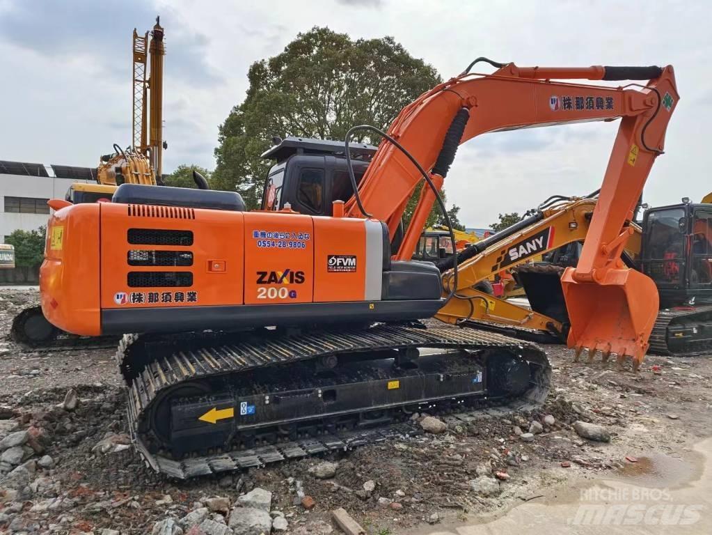 Hitachi ZX 200 Beltegraver