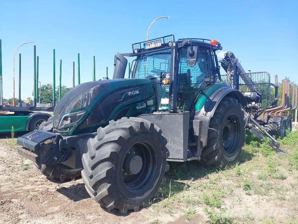 Valtra T 234 Traktor med skogsutstyr