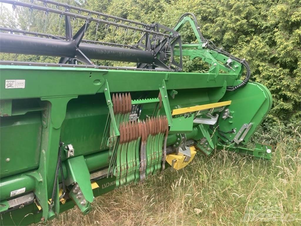 John Deere T560 Skurtreskere