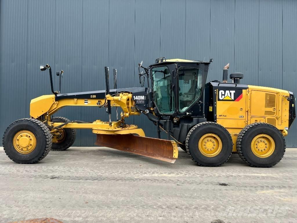 CAT 140M2 AWD Veihøvler