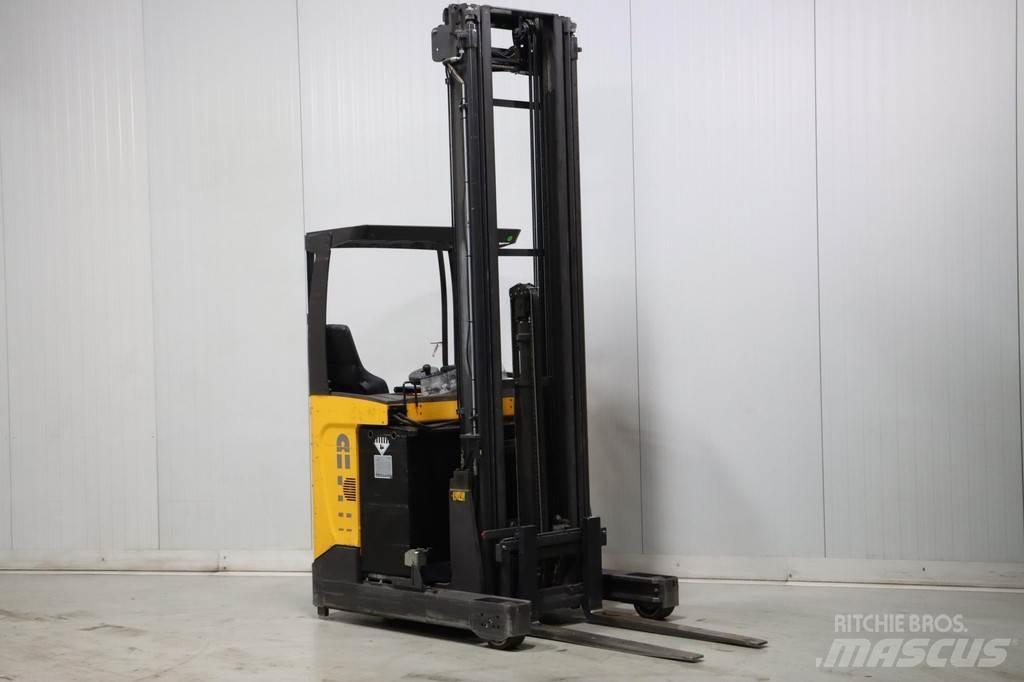 Atlet UMS160D Skyvemasttruck