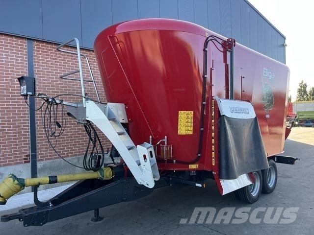 Peecon VME-240 Blande- og fôringsmaskiner