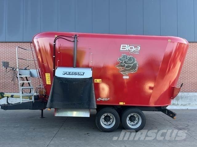 Peecon VME-240 Blande- og fôringsmaskiner