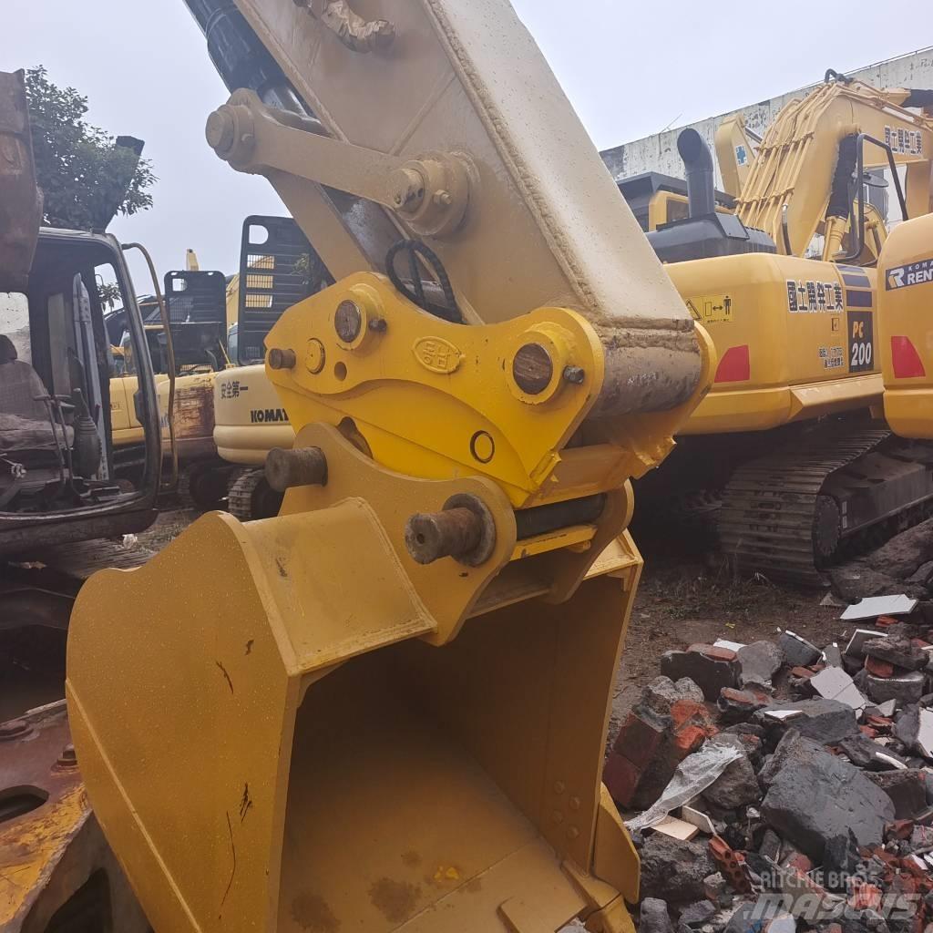 CAT 320 D Beltegraver
