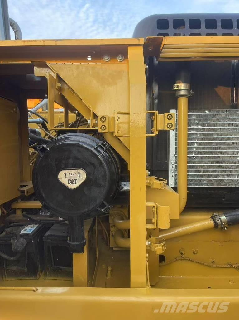 CAT 320 B Beltegraver