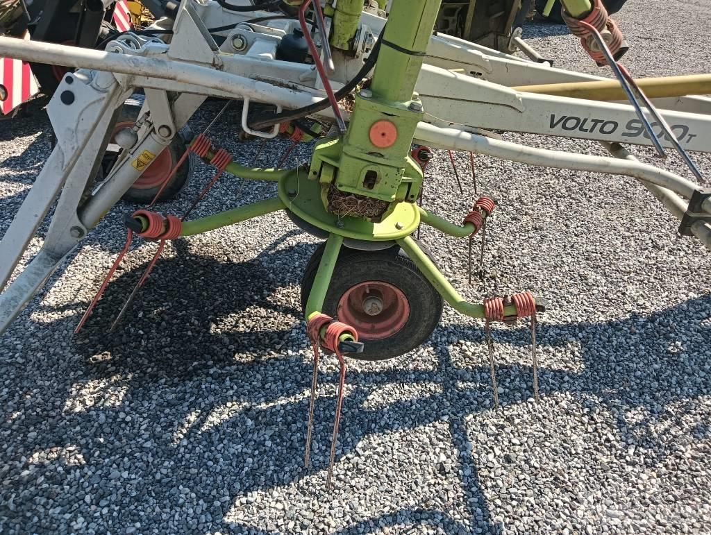 CLAAS Volto 900 T Raker og høyvendere