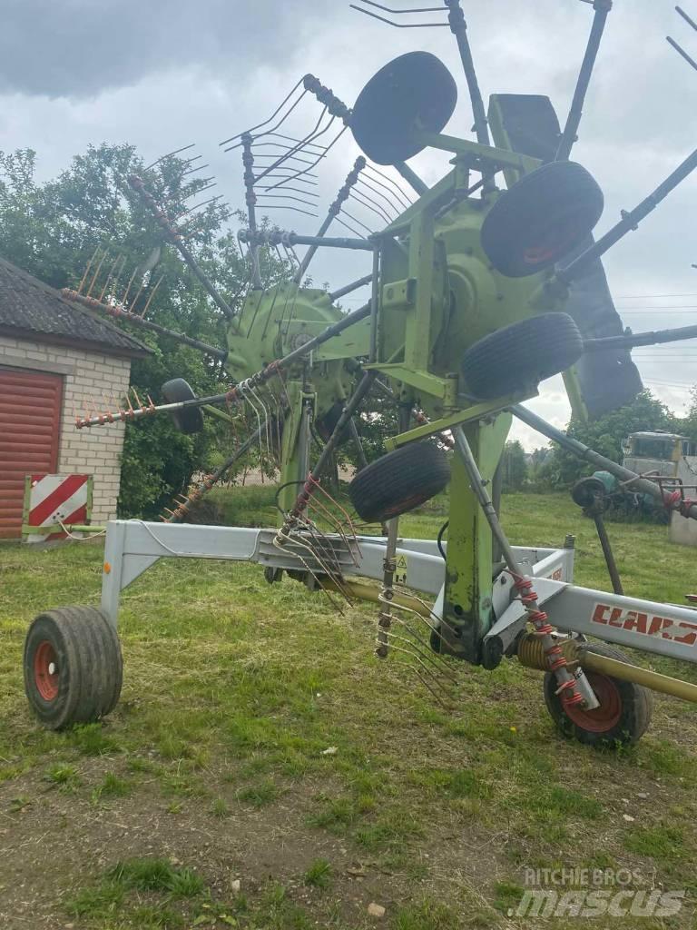 CLAAS Liner 1550 Raker og høyvendere