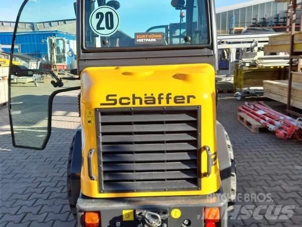 Schäffer 2430 SLT Kompaktlastere