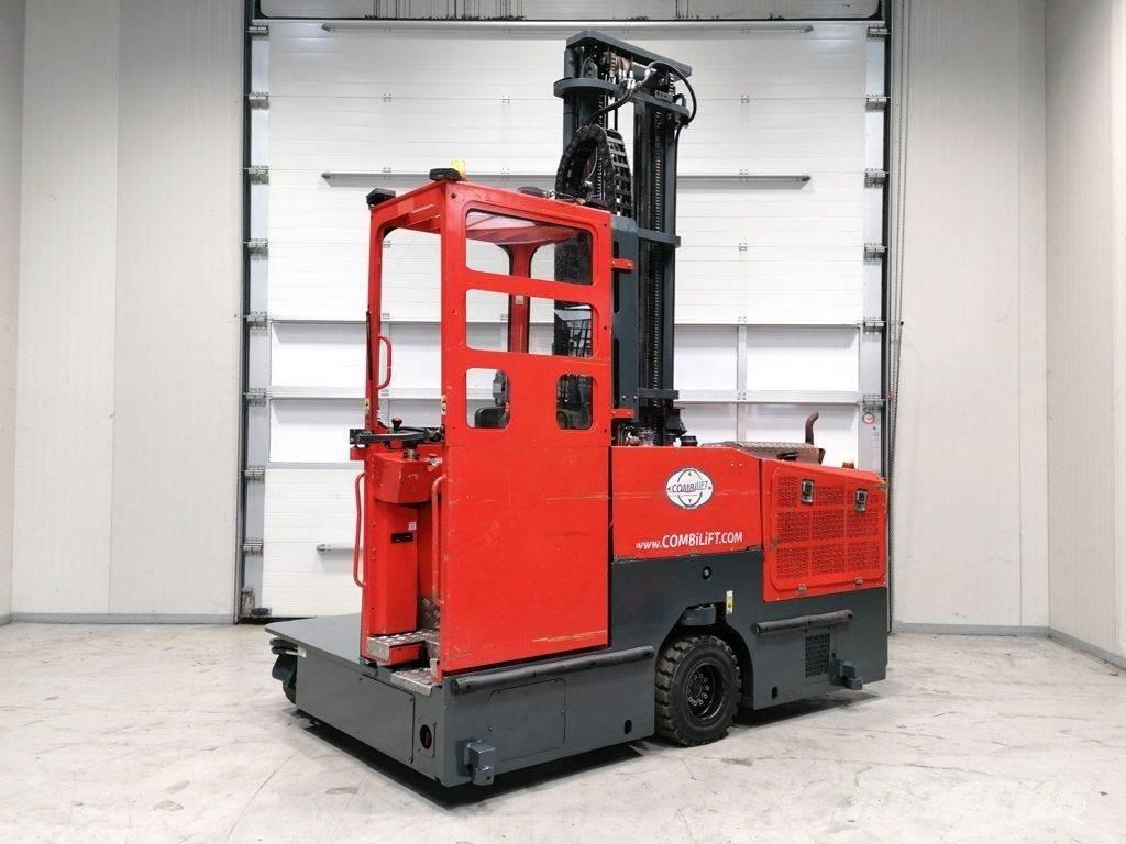 Combilift C3000GST Propan trucker