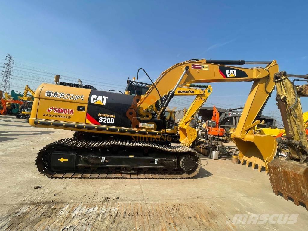 CAT 326 D2 Beltegraver