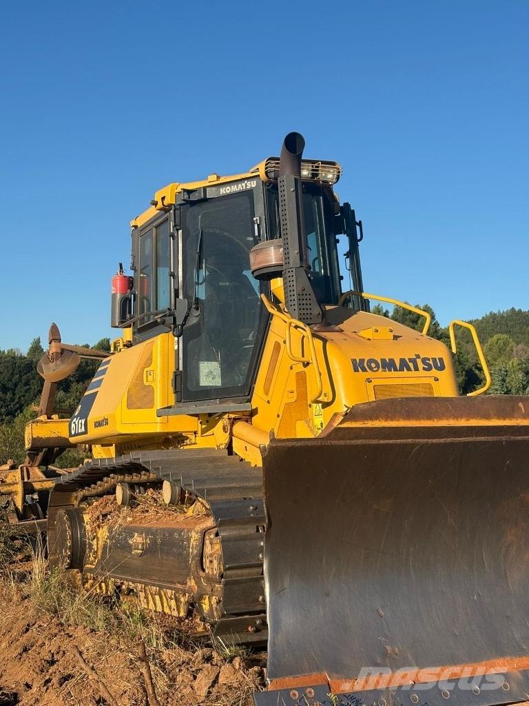 Komatsu D 61 EX-23 Dozere Beltegående
