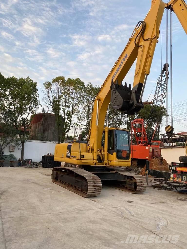 Komatsu PC 220 Beltegraver