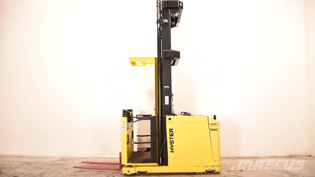 Hyster K1.0H Middelsløftende plukketruck