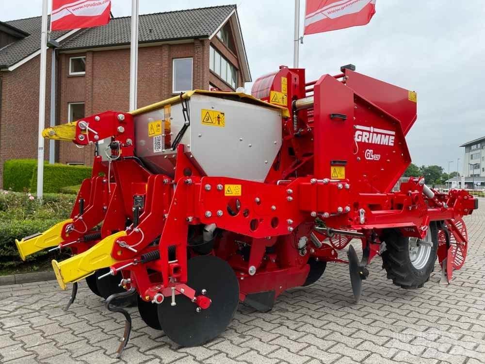 Grimme GL 32 F Potetsettere