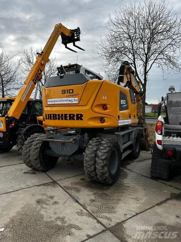 Liebherr 910 Compact Hjulgravere