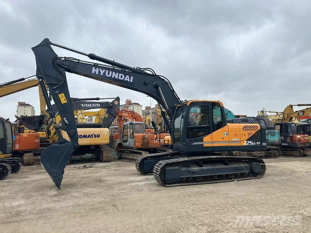 Hyundai 225 LC-9T Beltegraver