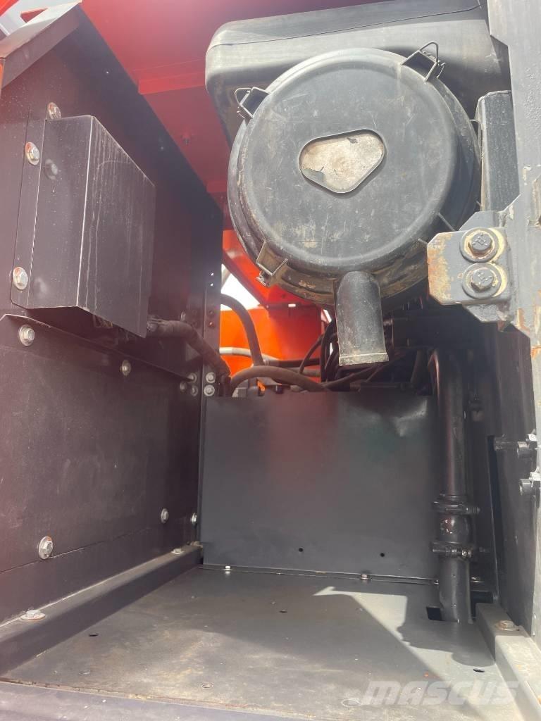 Hitachi ZX 240 Beltegraver