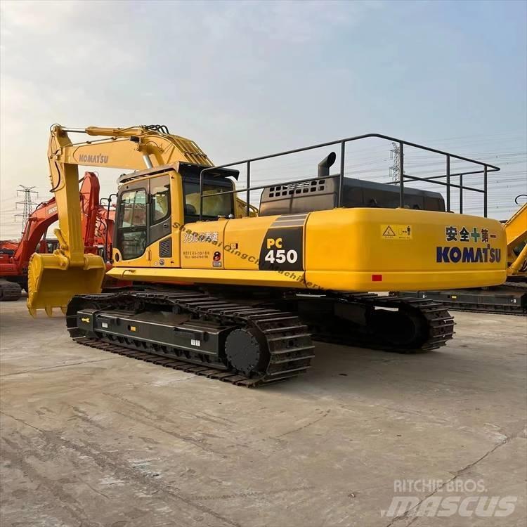 Komatsu 450-8 Beltegraver