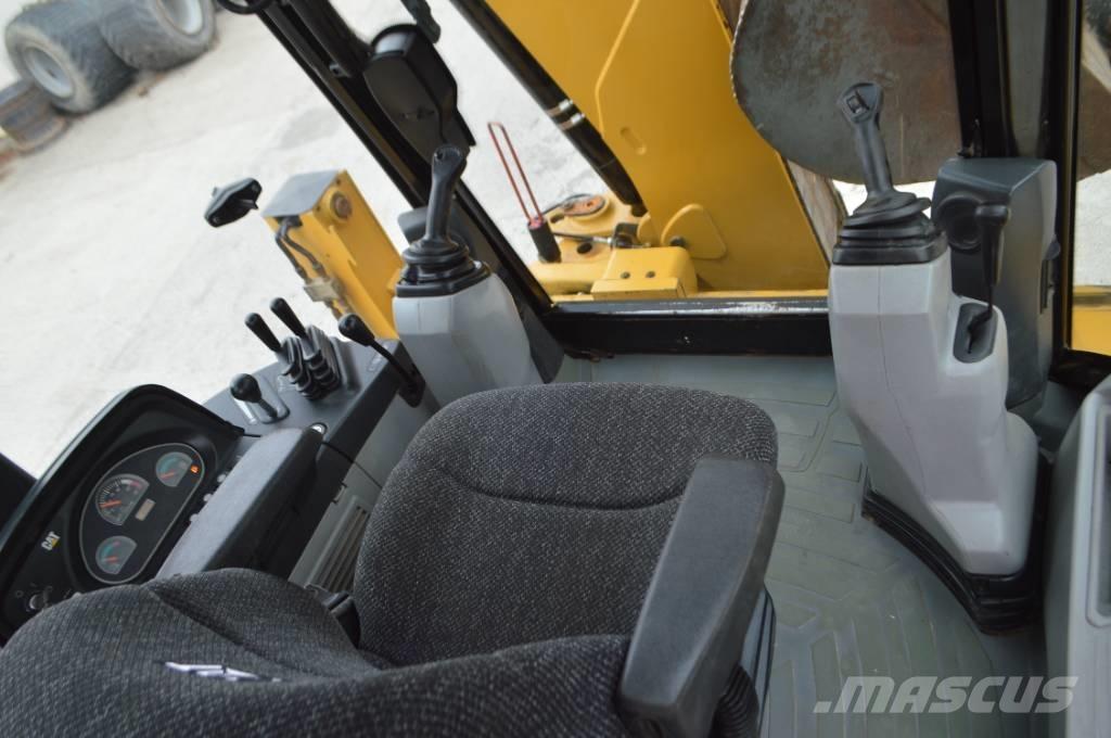 CAT 432 F Traktorgravere