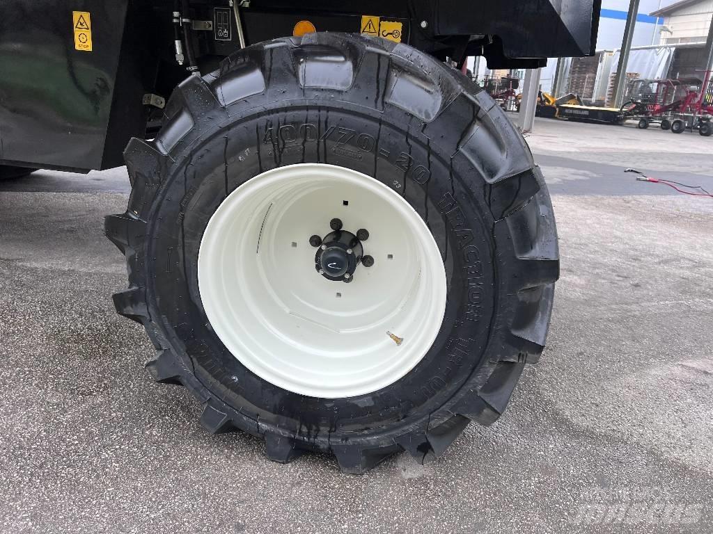New Holland TC 4.90 Skurtreskere